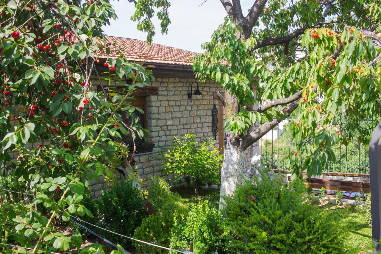Apartman Dva Mosta Mostar Buitenkant foto